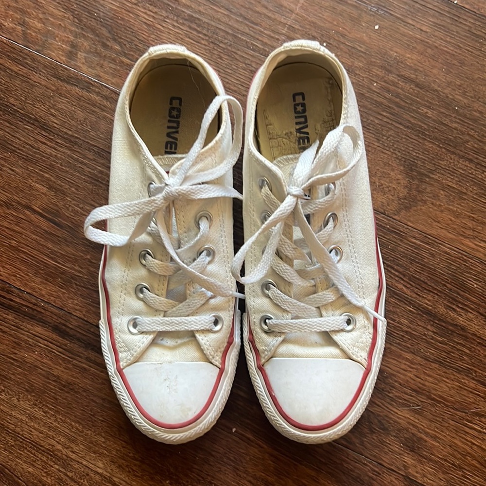 White Converse size 4 mens 6 woman